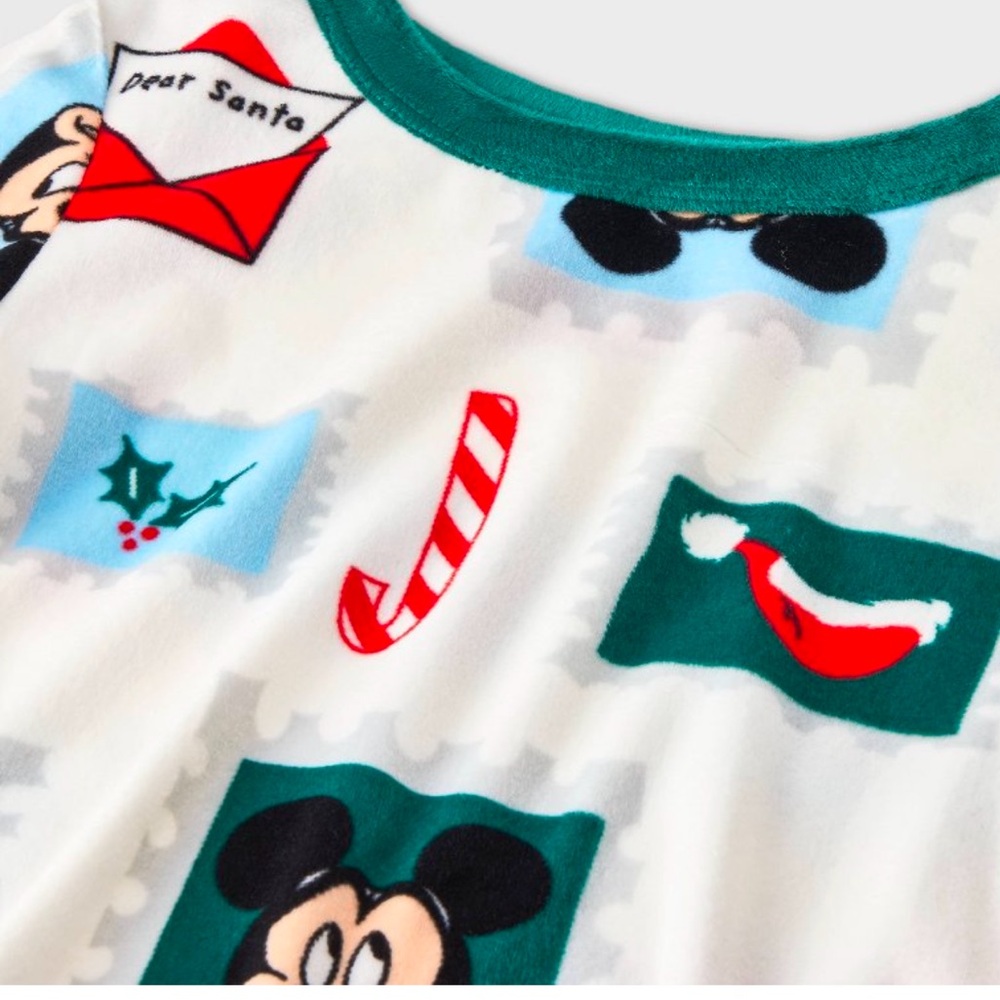 2pc Snuggly Soft Mickey And Minnie Christmas Pajama Set - Picture 2 of 6
